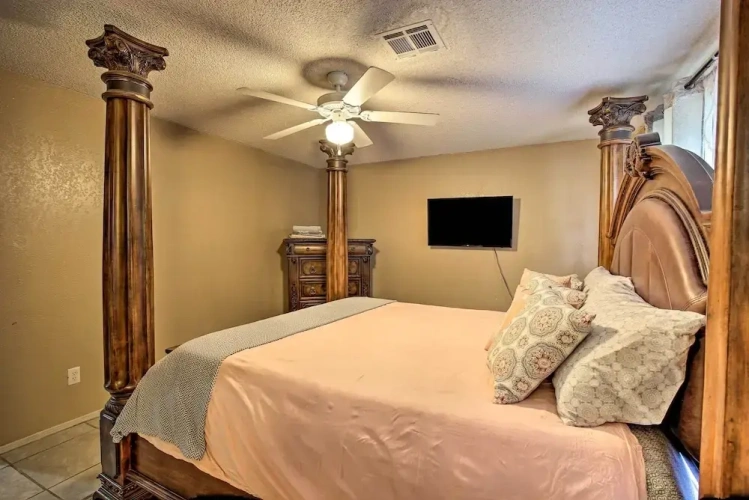 3 Bedrooms Cottage