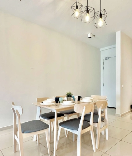 3 Bedrooms Deluxe Apartment with city view