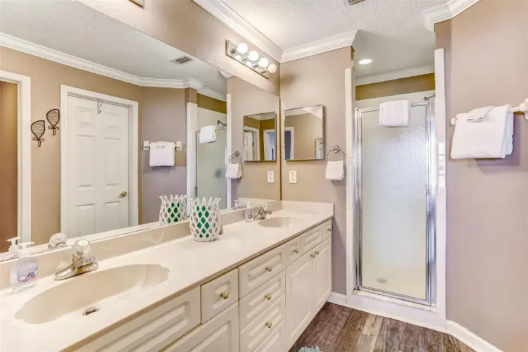 210 Ocean Park
