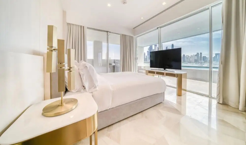 Five Palm Jumeirah 4BR Penthouse w Private Pool