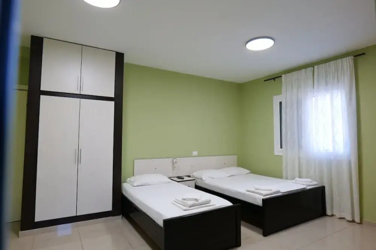 Standard Triple room with balcony