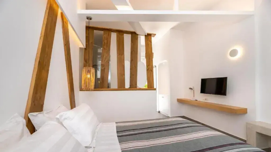 Santorini View Hotel, Adults Only 16+