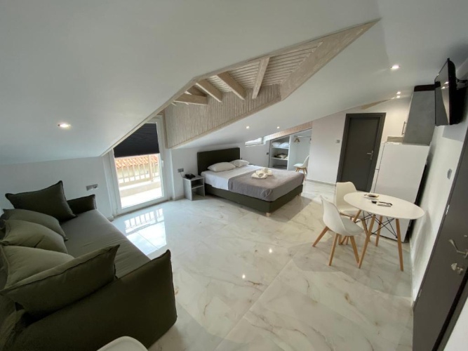 Standard Family room