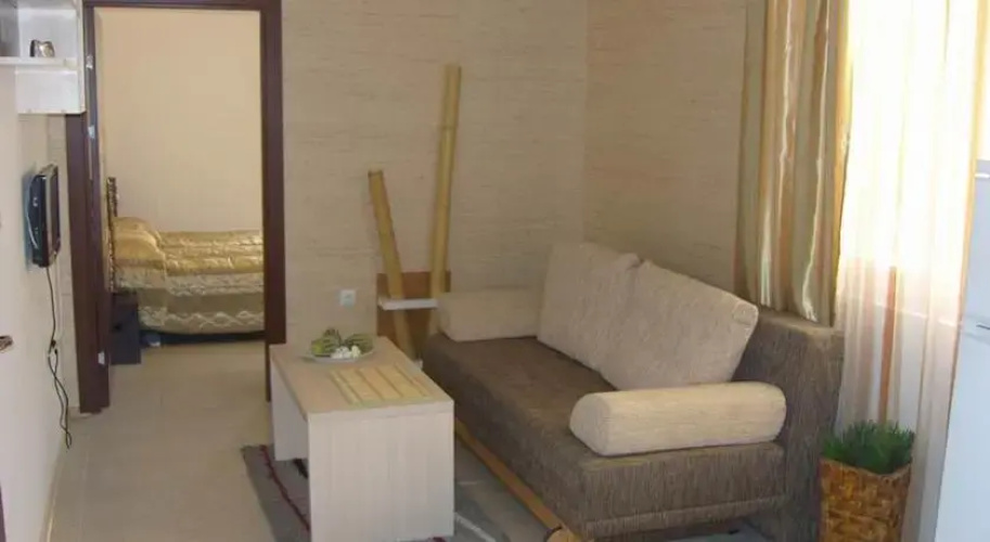 GT Emerald Paradise Apartments