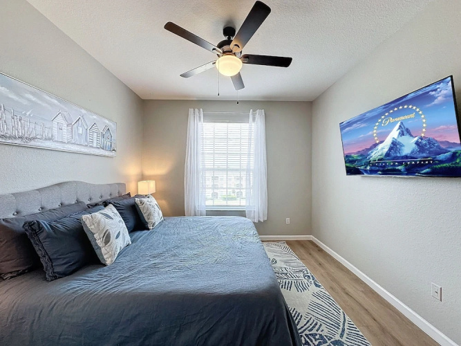 3BR Third Floor Condo Near Disney