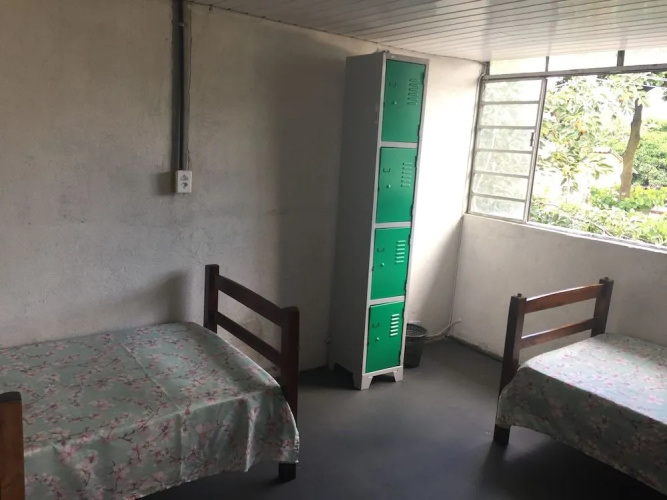 Friends & Hostels