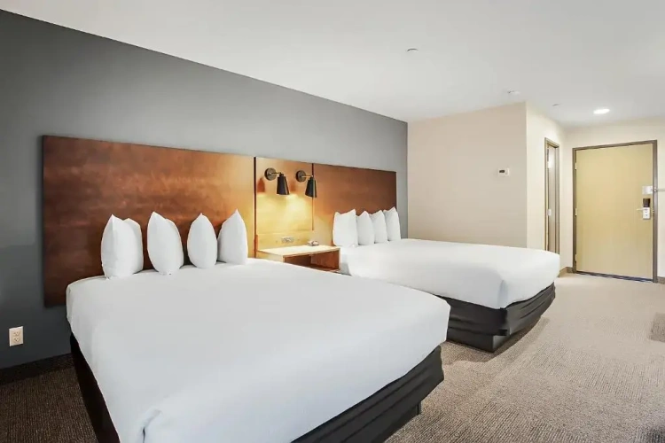 Deluxe Quadruple room