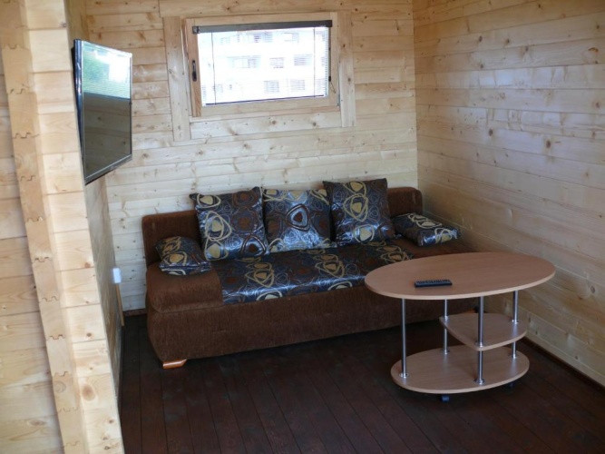 2 Bedrooms Cottage