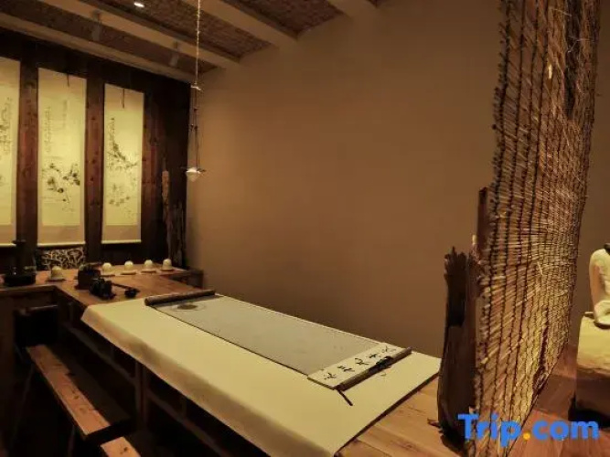 Yuzhan Hotel