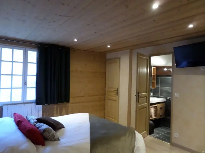 Standard Double room with balcony