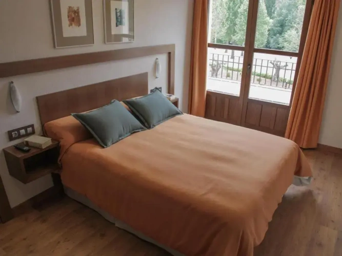 3 Bedrooms Cottage
