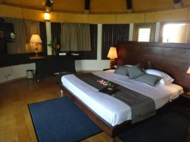 Comfort room
