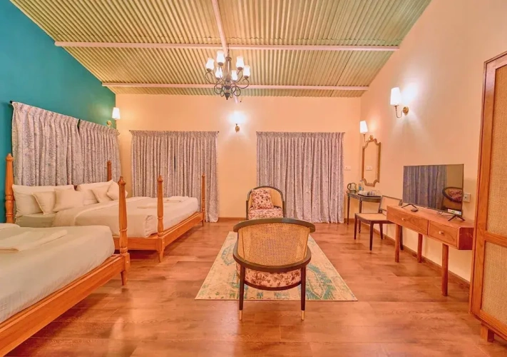Classic Quadruple room