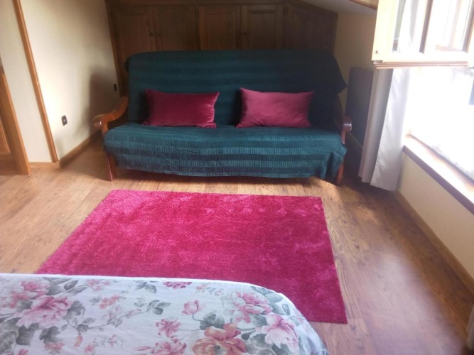 3 Bedrooms Apartment