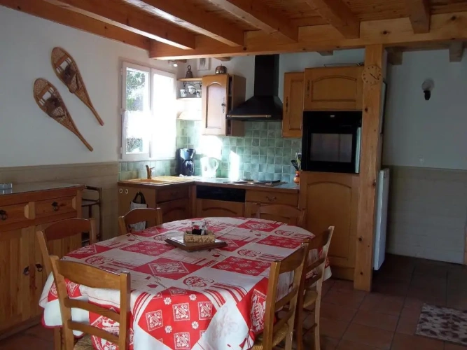 3 Bedrooms Cottage