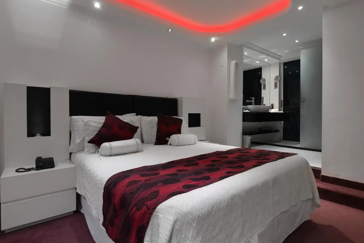 Hotel Romimar