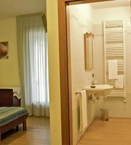 Standard Single room