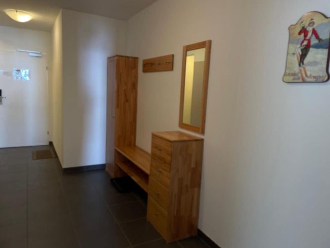 3 Bedrooms Apartment