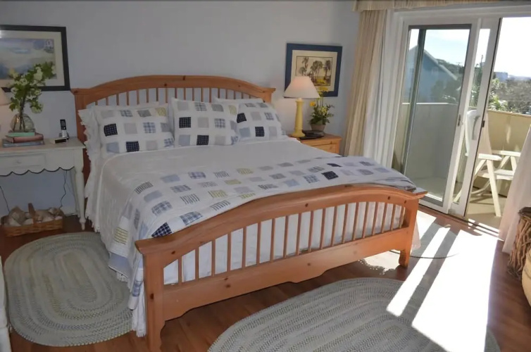 PPV F-3 - 2 Br Condo