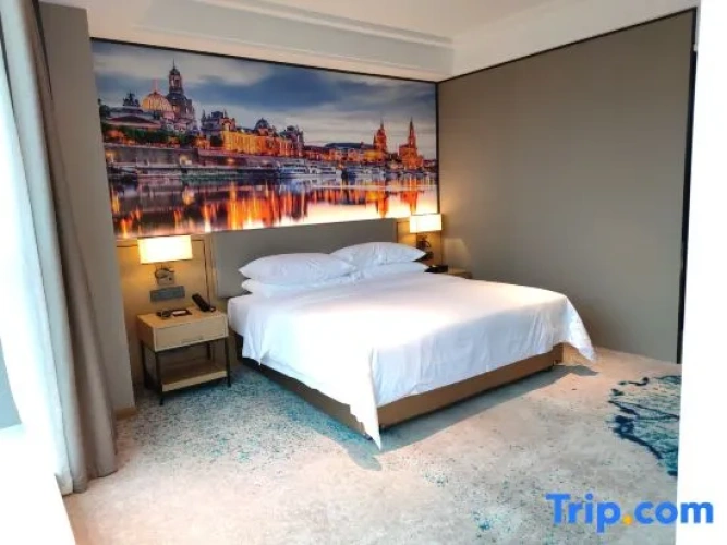 Deluxe Double Suite