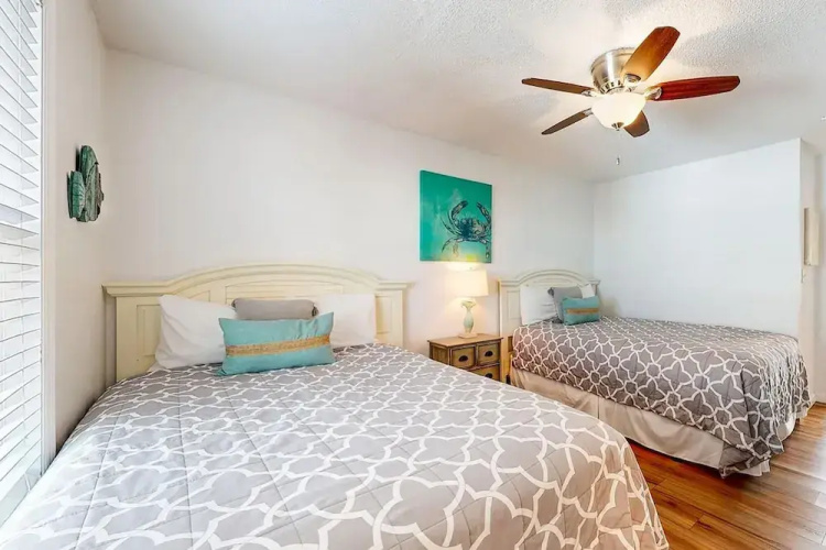 Beachside Villas 832