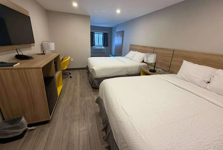 Days Inn by Wyndham Moosic
