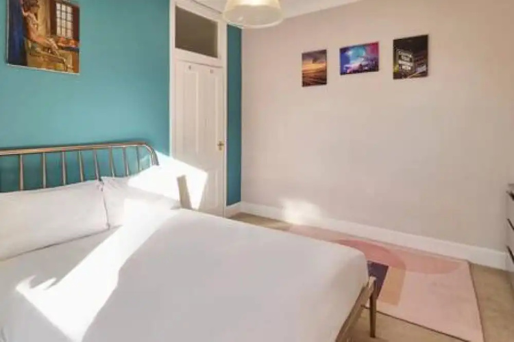 Host Stay Westbrook Road