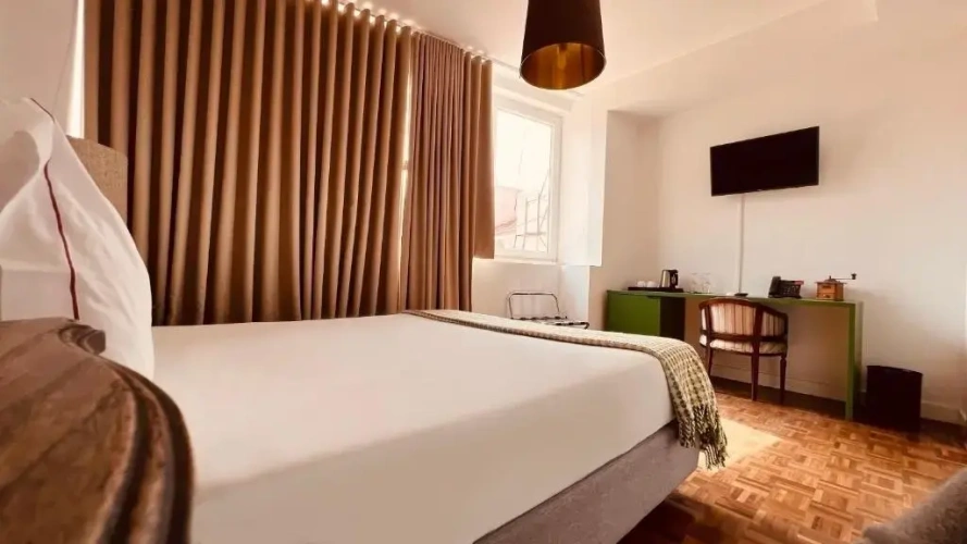 Standard Double room with view