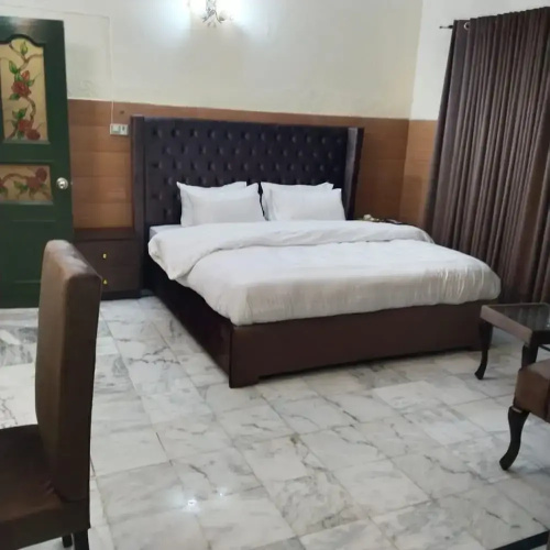 Executive Grand Royal
