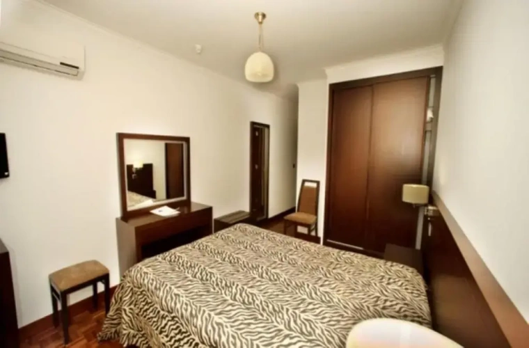 Suite with view