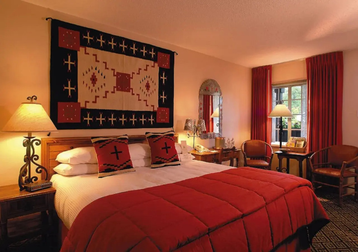 Inn of the Governors
