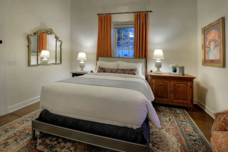 The Armory Park Inn