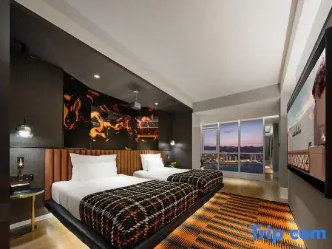 Deluxe Twin room with river view