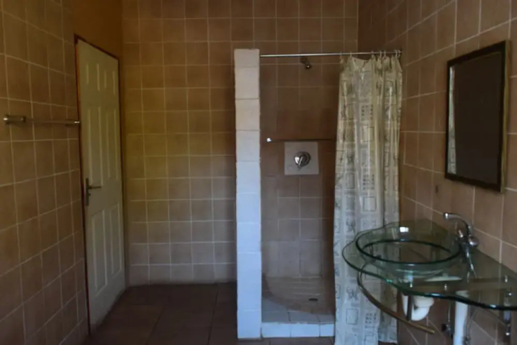 Mthunzi Lodge