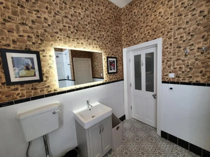 Apartment 6 Rowntree House
