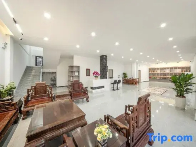 Yunyinli Hotel (Huangguoshu Waterfall Scenic Area Branch)