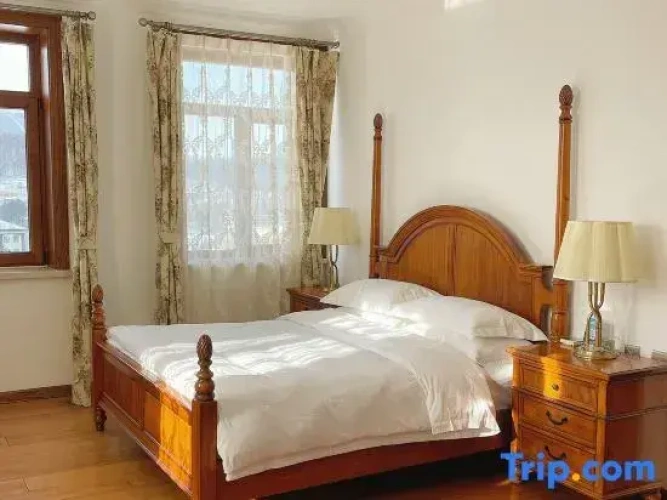 Bed in Dorm