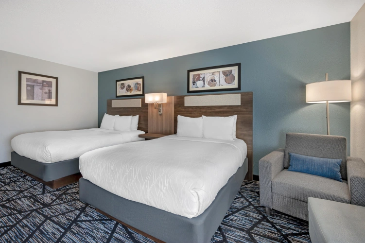 Standard Quadruple room