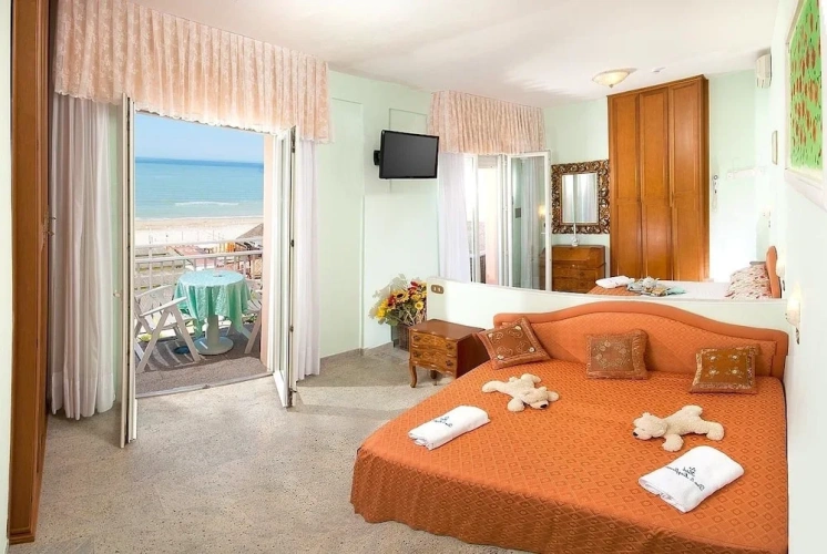 Standard Family room with balcony and with sea view