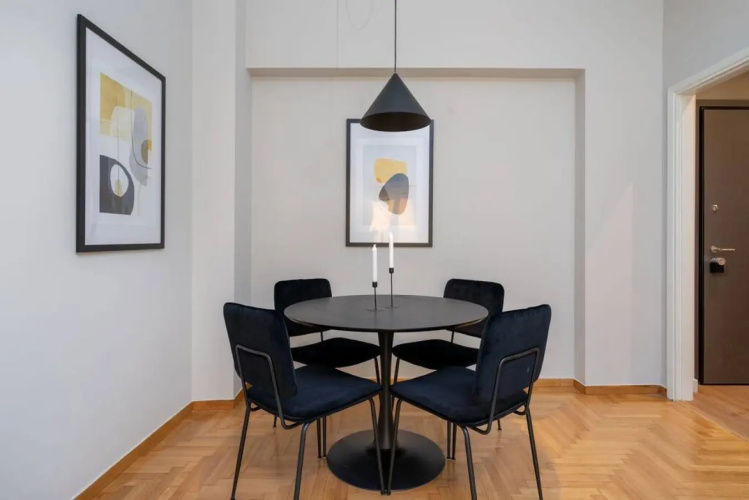 2A · The Beehive Apartment 2A
