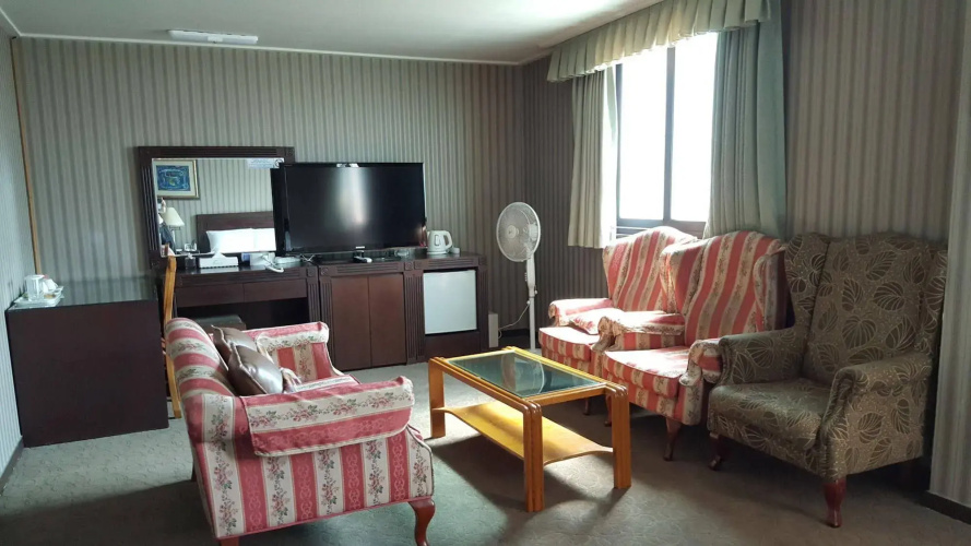 Hotel AIRPORT