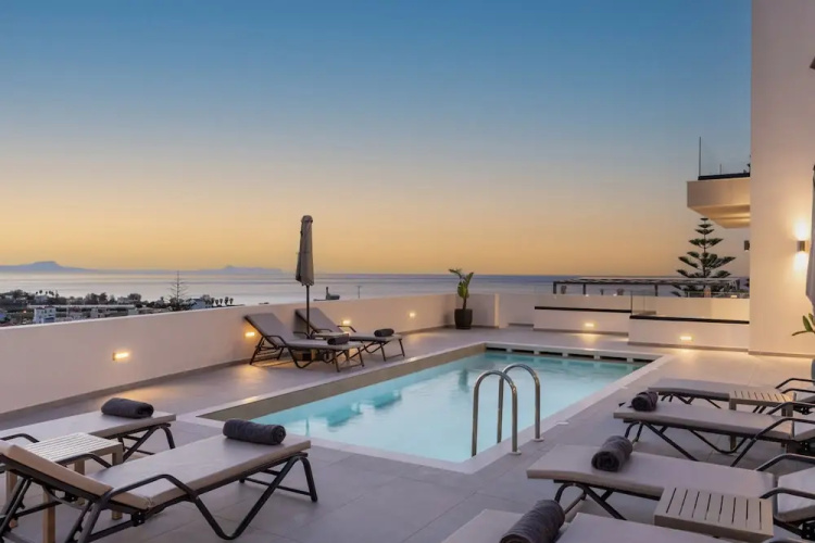 Villa Solaire - With 2 Private Pools Sauna