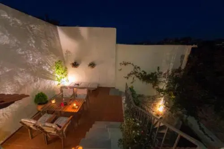 Finestra Apartment