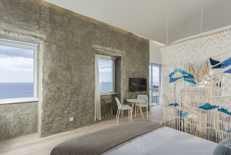 White Exclusive Suite & Villas