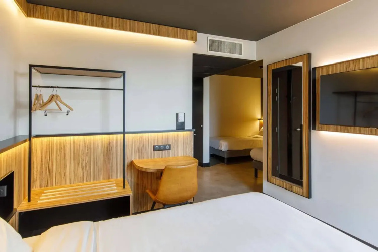 B&B HOTEL Clermont-Ferrand A71/A75 La Méridienne