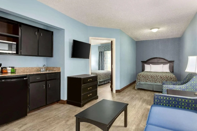 Double Suite