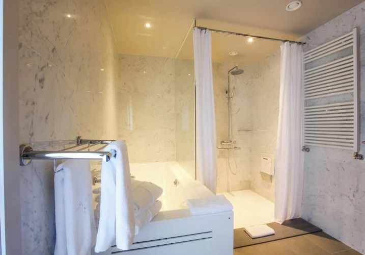 Suite with balcony