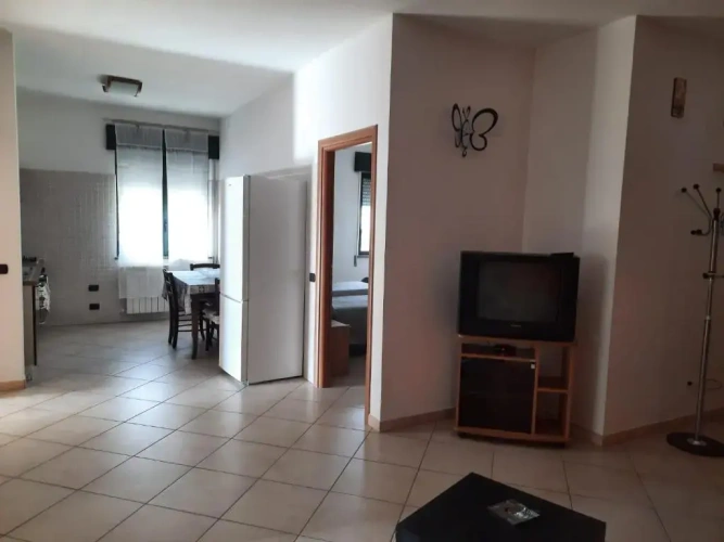 2 Bedrooms Triple Apartment