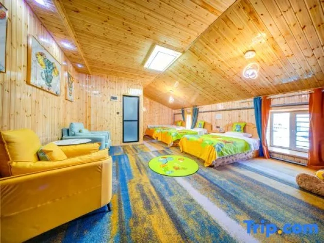 Standard Triple Family room