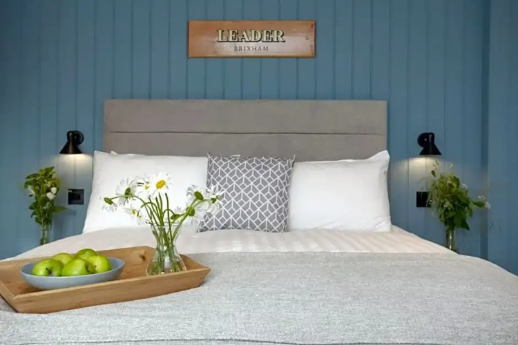 Leader Maritime Suites